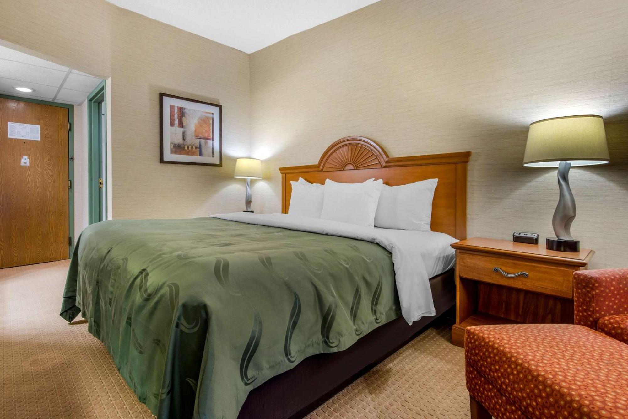 Quality Inn & Suites Мансфилд Экстерьер фото
