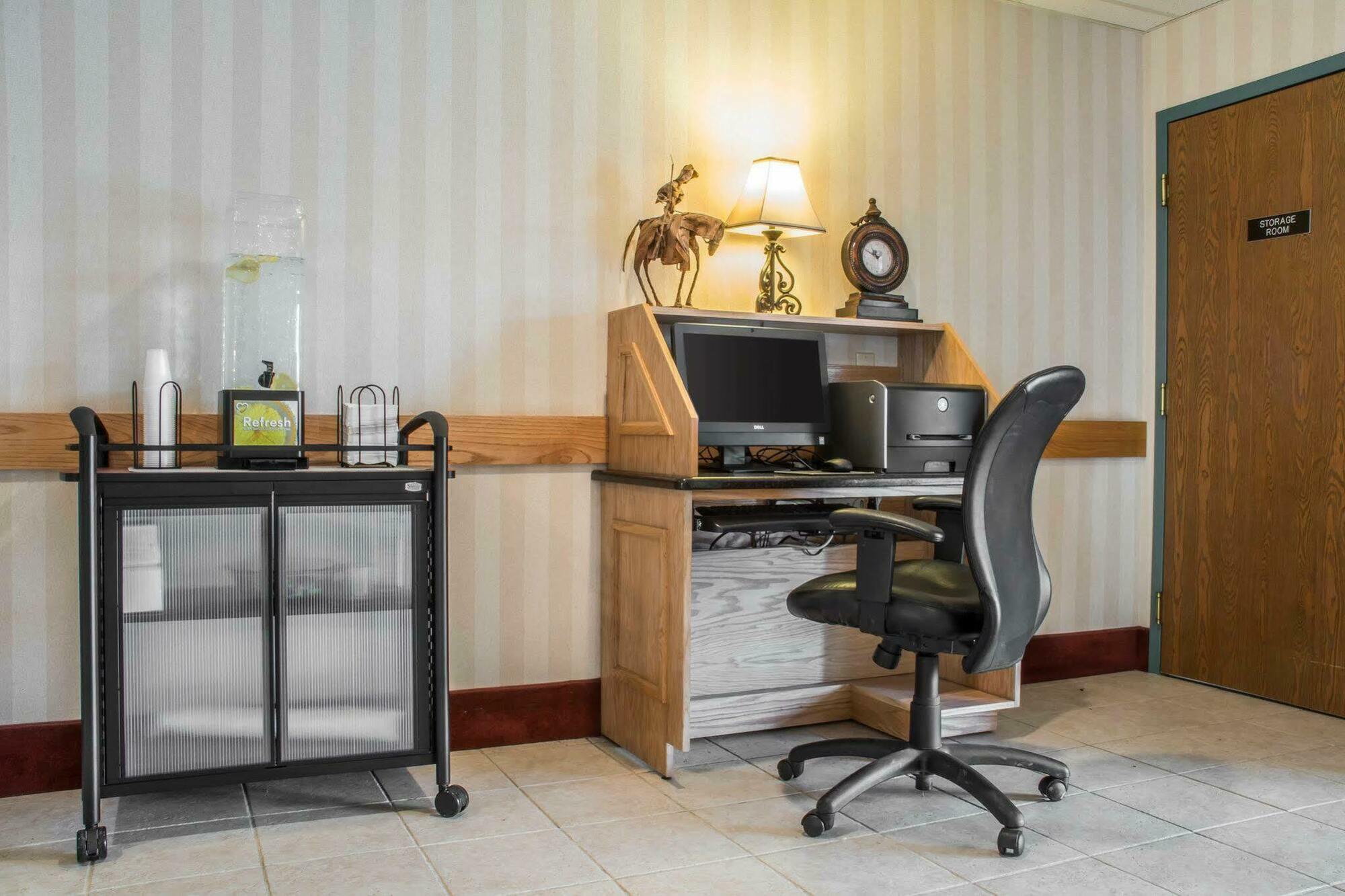 Quality Inn & Suites Мансфилд Экстерьер фото